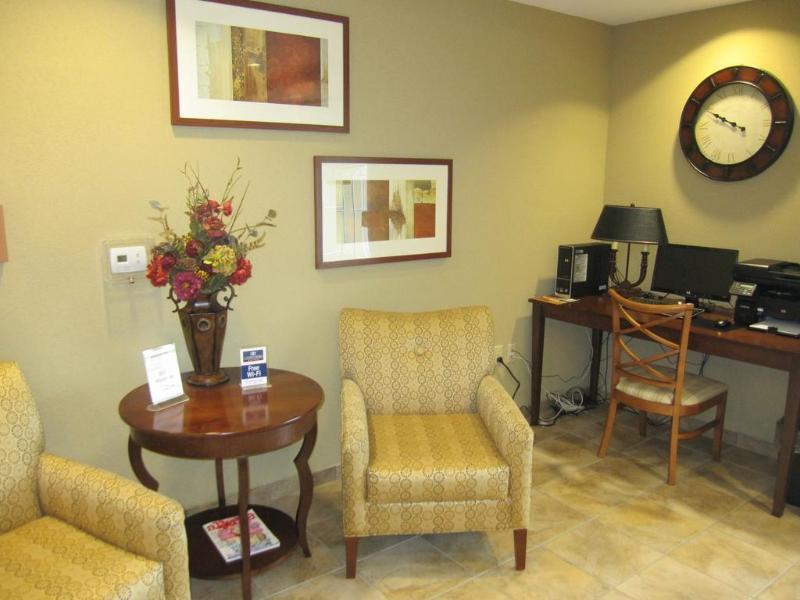 Candlewood Suites Elmira Horseheads By Ihg Экстерьер фото